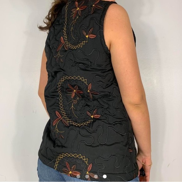 VINTAGE BROWN AND CREAM FLOERS EMBROIDERY BLACK PUFFER VEST JACKET - Picture 4 of 4